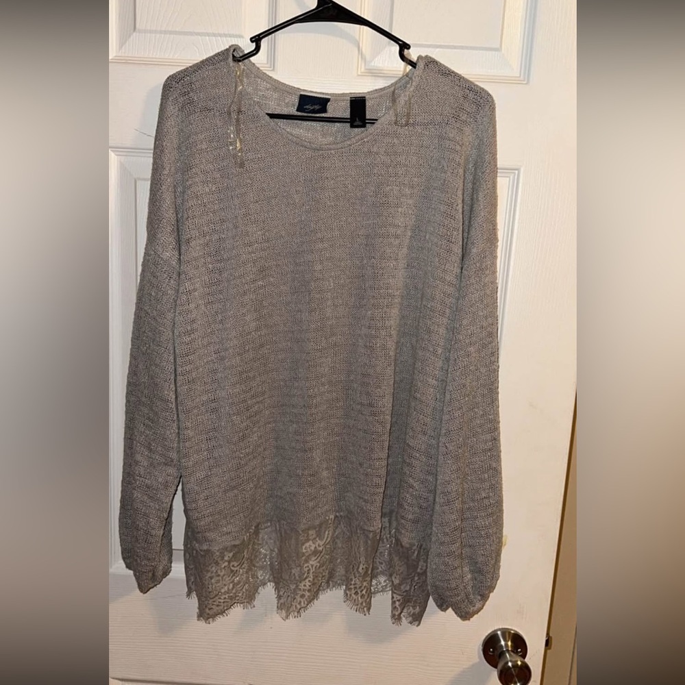Daytrip Light Gray Textured Top